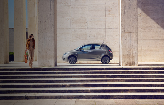 Auto piccola dallo stile senza tempo - Lancia